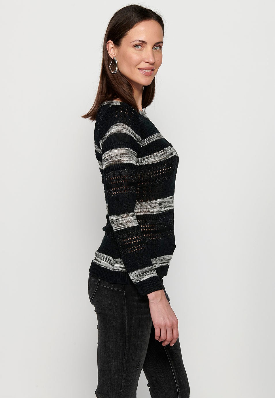 Women's Black Round Neck Striped Textured Long Sleeve Sweater