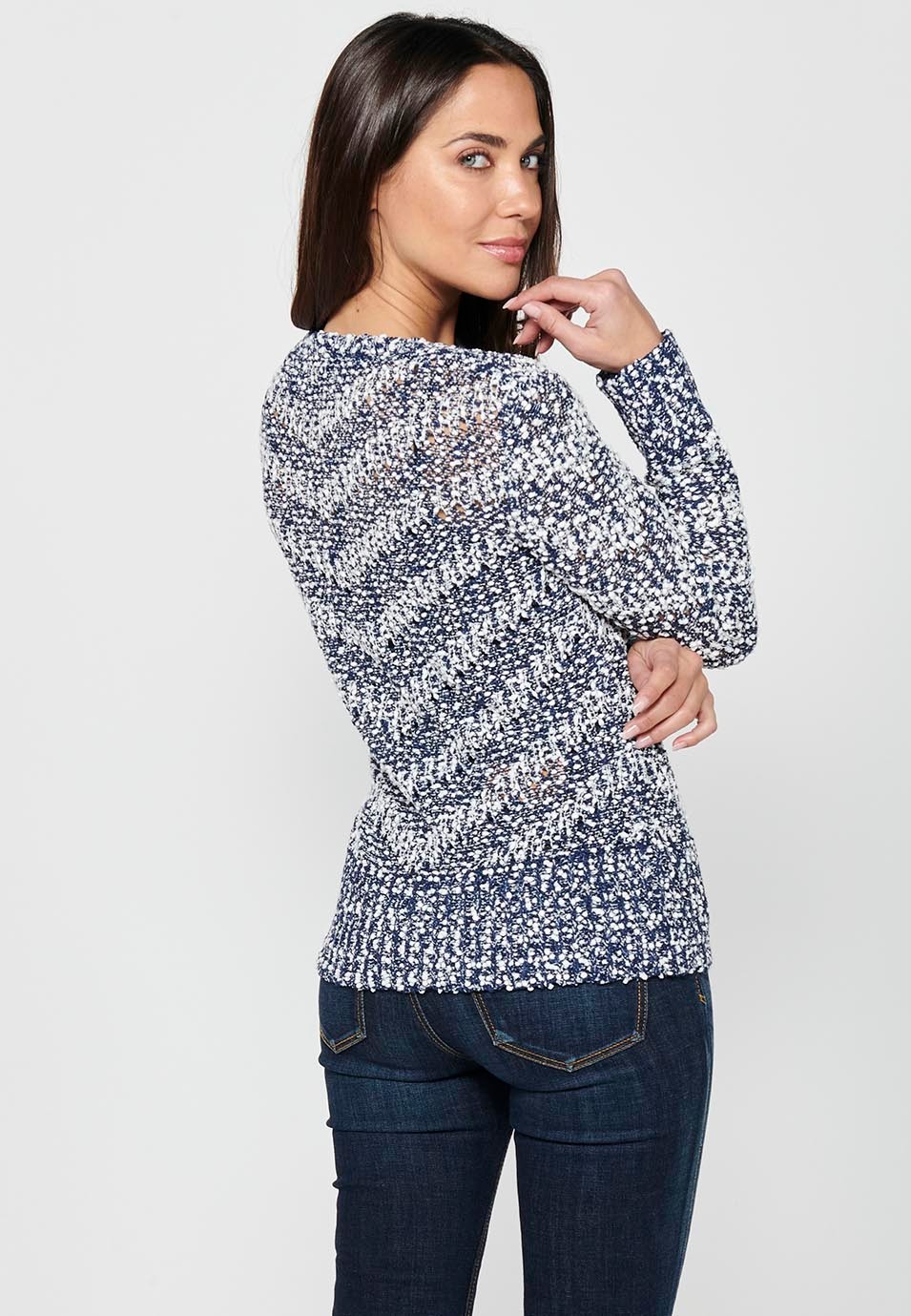 Langarmpullover mit Rundhalsausschnitt. Marineblau gestreiftes Trikot für Damen 6