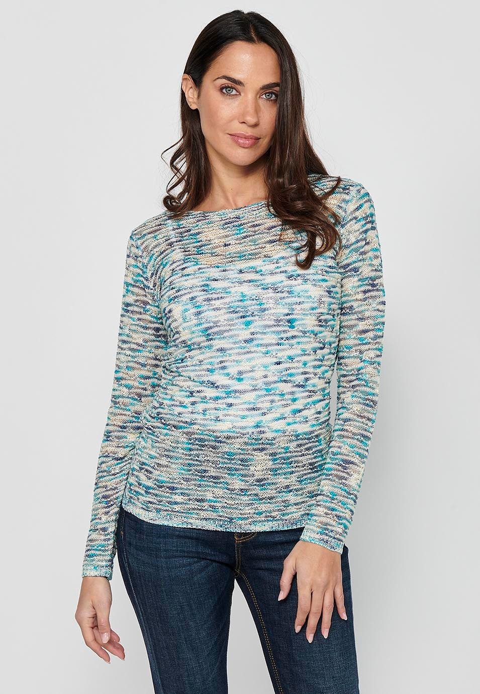 Pull bleu à manches longues et col bateau pour femme