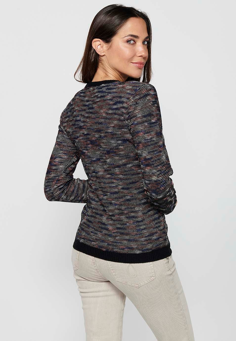 Pull à manches longues et col rond. Tricot rayé multicolore pour femme 7