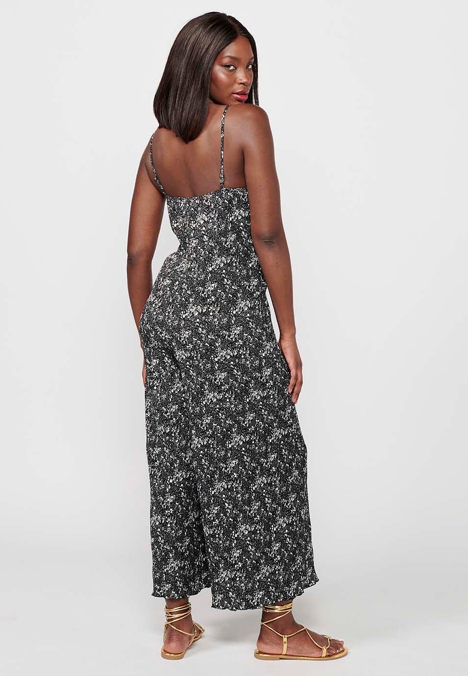 Loose jumpsuit with floral print in black for women
