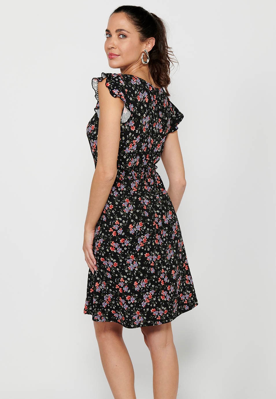 Kurzärmeliges Kleid mit gekreuztem V-Ausschnitt und Blumendruck mit taillierter, gummierter Taille in Mehrfarbig für Damen 7