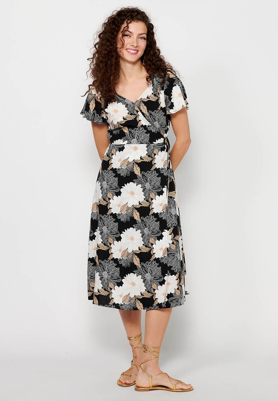 Kurzärmliges Kleid mit überkreuztem V-Ausschnitt und Blumendruck in Schwarz für Damen 2