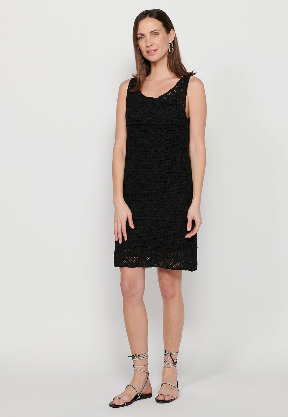 Robe courte à bretelles en tricot avec doublure noire pour femme 1