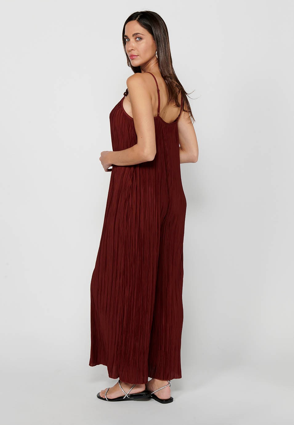 Women's Loose Fabric Jumpsuit Dress with Folds and Adjustable Maroon Straps