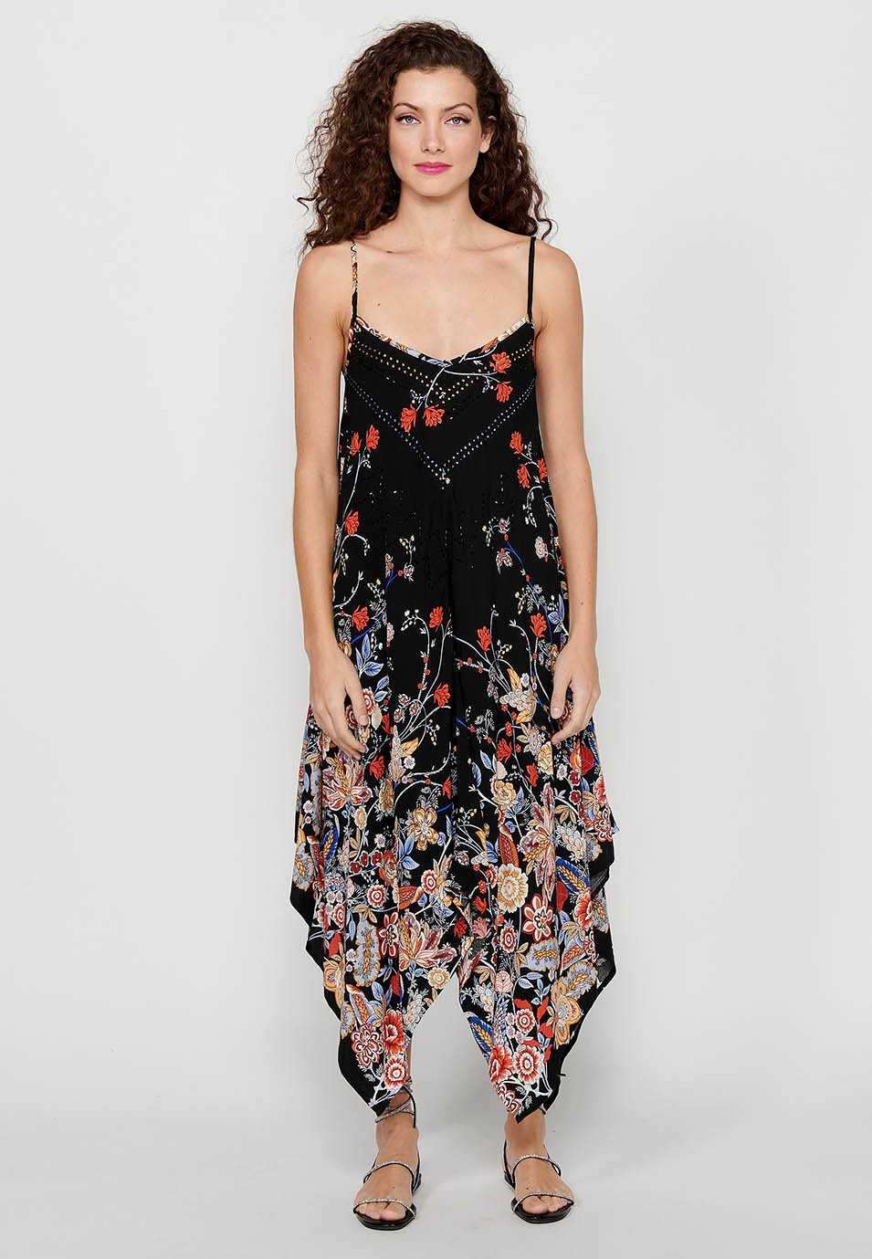 Vestido de tirantes con Acabado en picos y Estampado floral de Color Negro para Mujer 6