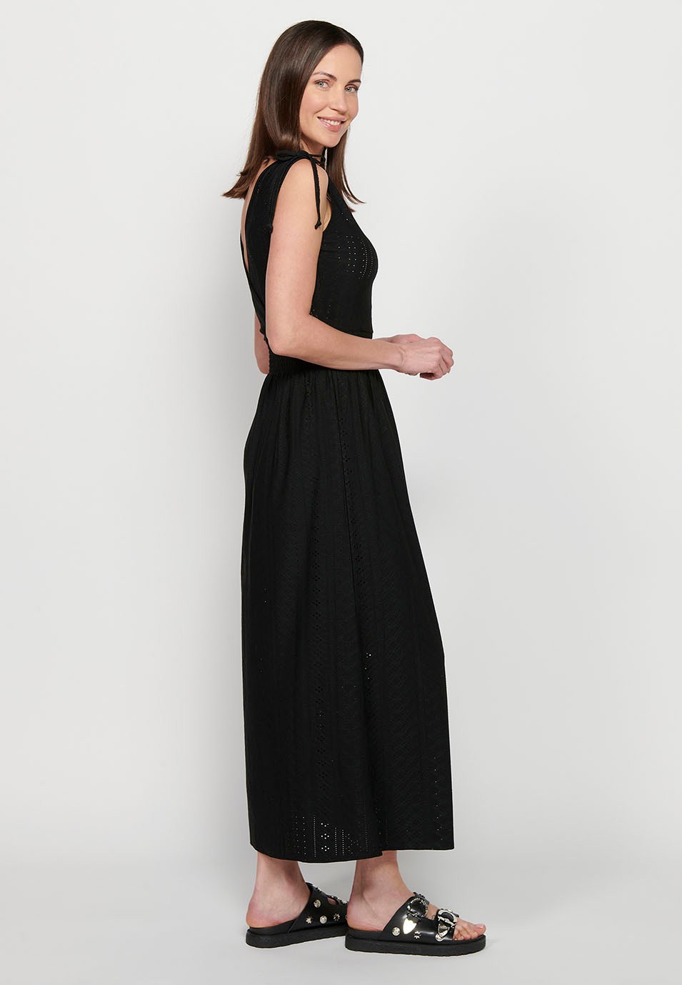 Langes Kleid mit gerafften Schulterträgern und gummierter Taille mit gekreuztem V-Ausschnitt in Schwarz für Damen 2