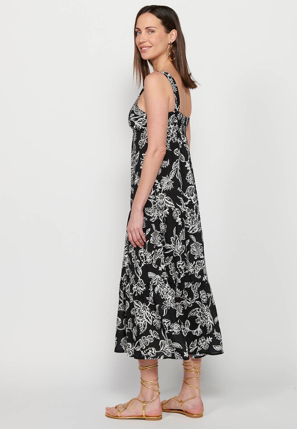 Langes Kleid mit breiten Trägern mit Rüschen und V-Ausschnitt mit Blumendruck in Schwarz für Damen 4
