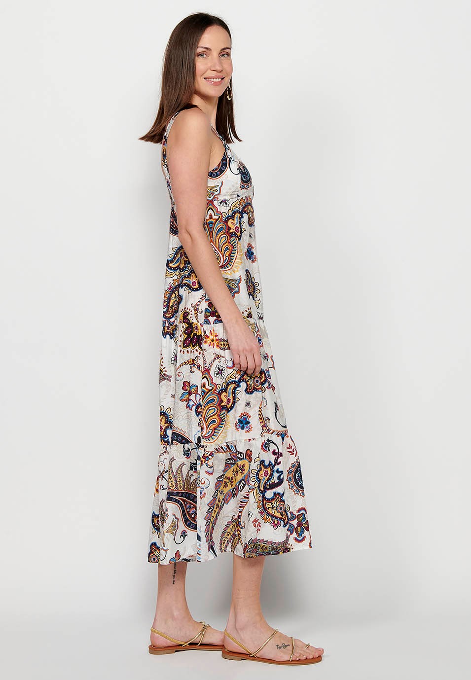 Langes Kleid mit breiten Trägern mit Rüschen und V-Ausschnitt mit mehrfarbigem Blumendruck für Damen 6