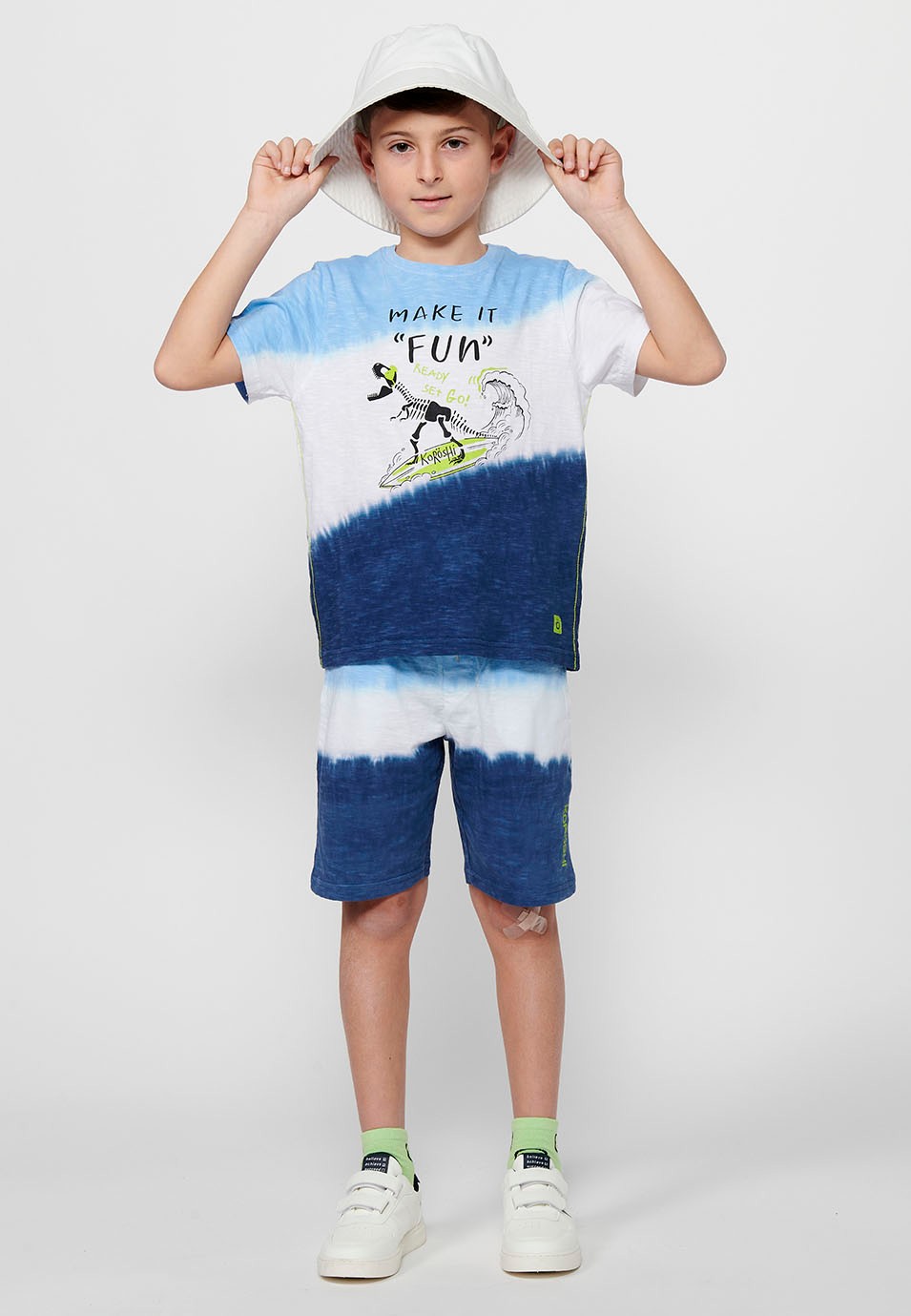 Short-sleeved Cotton Round Neck T-shirt with Blue Front Print for Boys