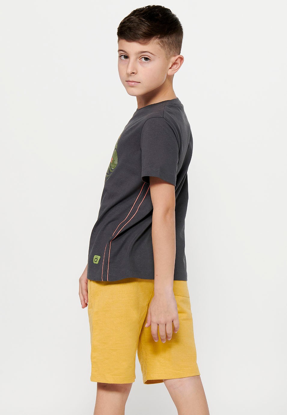 Short-sleeved Cotton Round Neck T-shirt with Dark Gray Front Print for Boys 7
