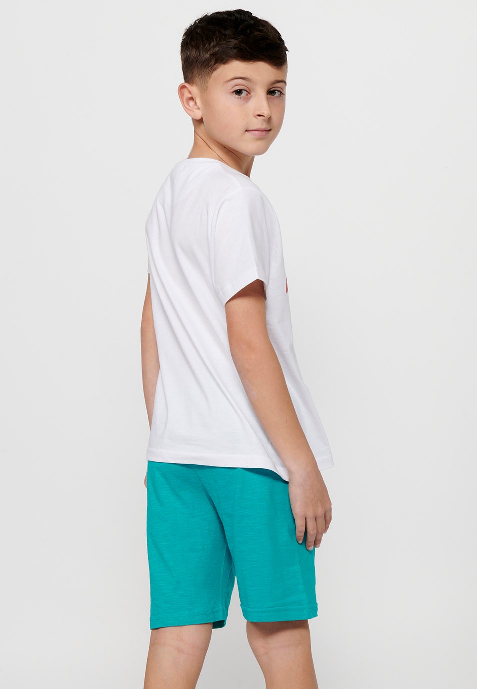 Short-sleeved cotton T-shirt with a round neckline. White front print for Boys