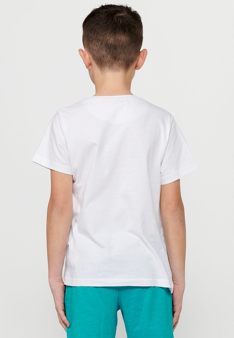 Short-sleeved cotton T-shirt with a round neckline. White front print for Boys