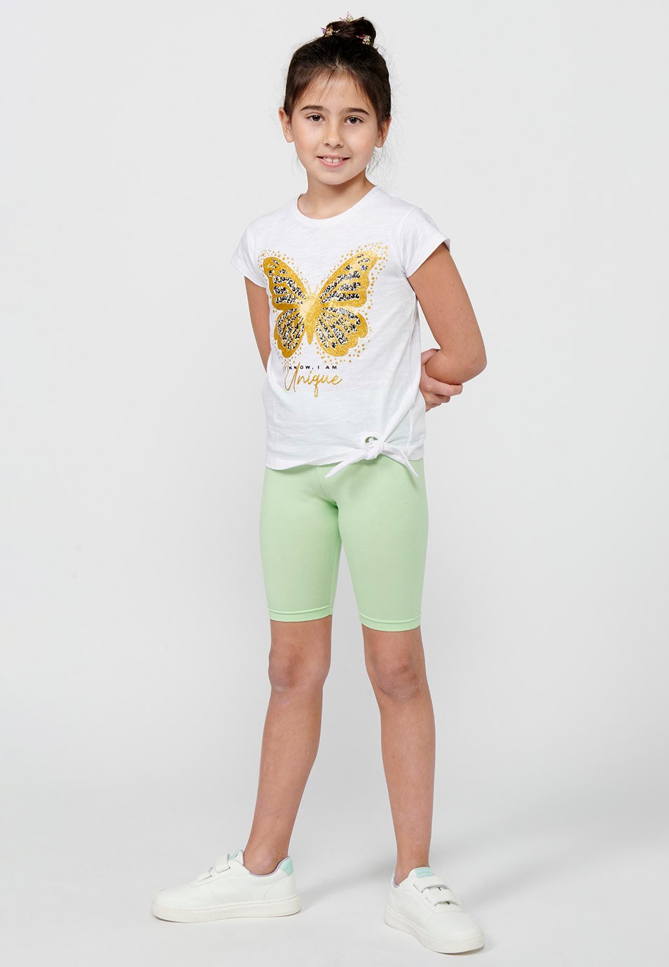 Short-sleeved T-shirt Round Neck Cotton Top with Front Print and White Front Detail for Girls 3