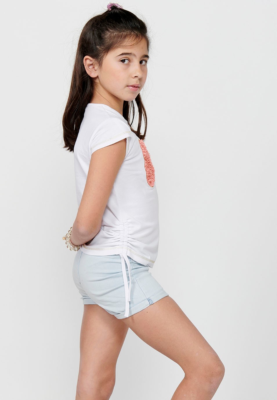 Short-sleeved T-shirt Round Neck Top with Front Print and White Side Details for Girls 6