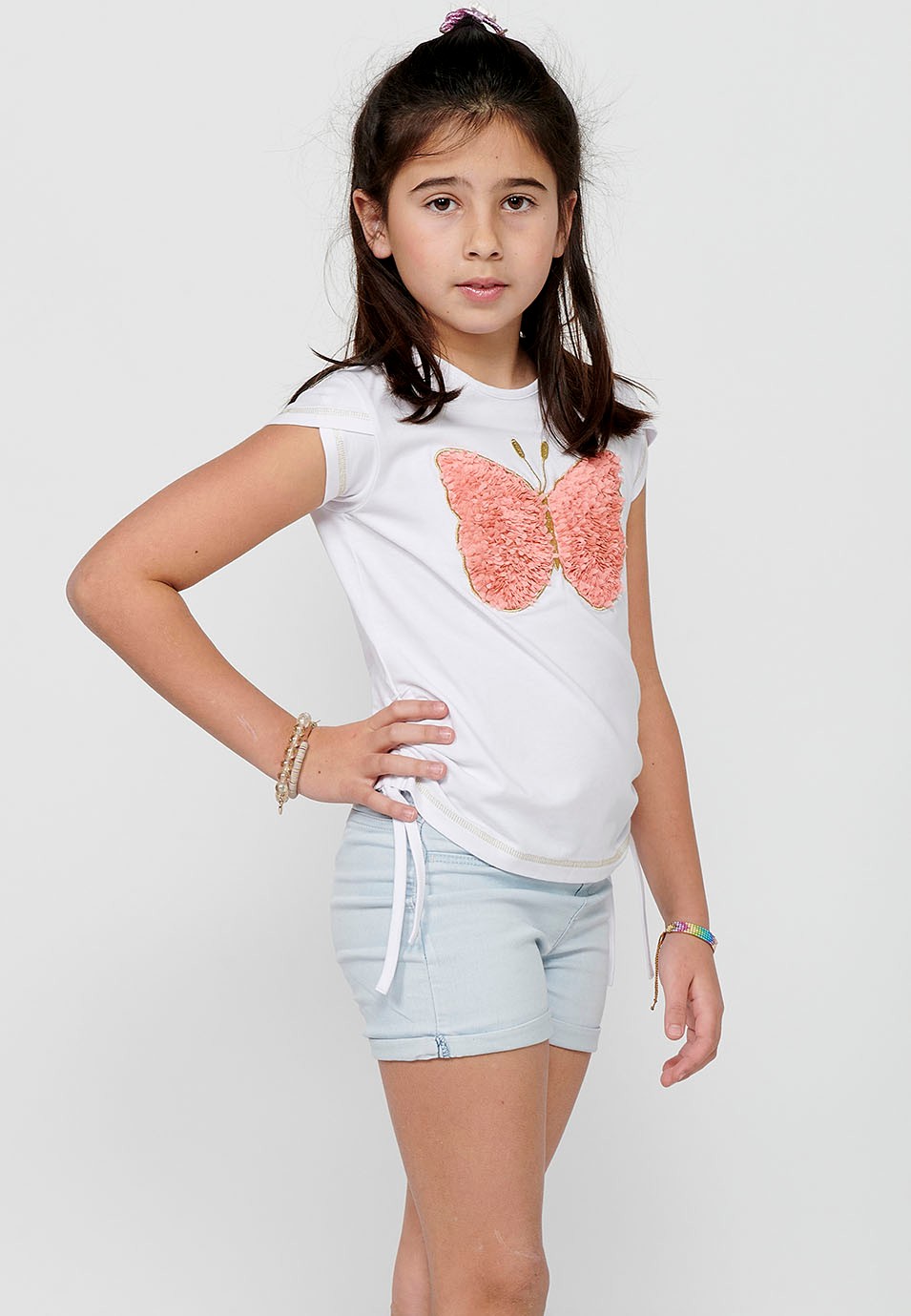 Short-sleeved T-shirt Round Neck Top with Front Print and White Side Details for Girls 4