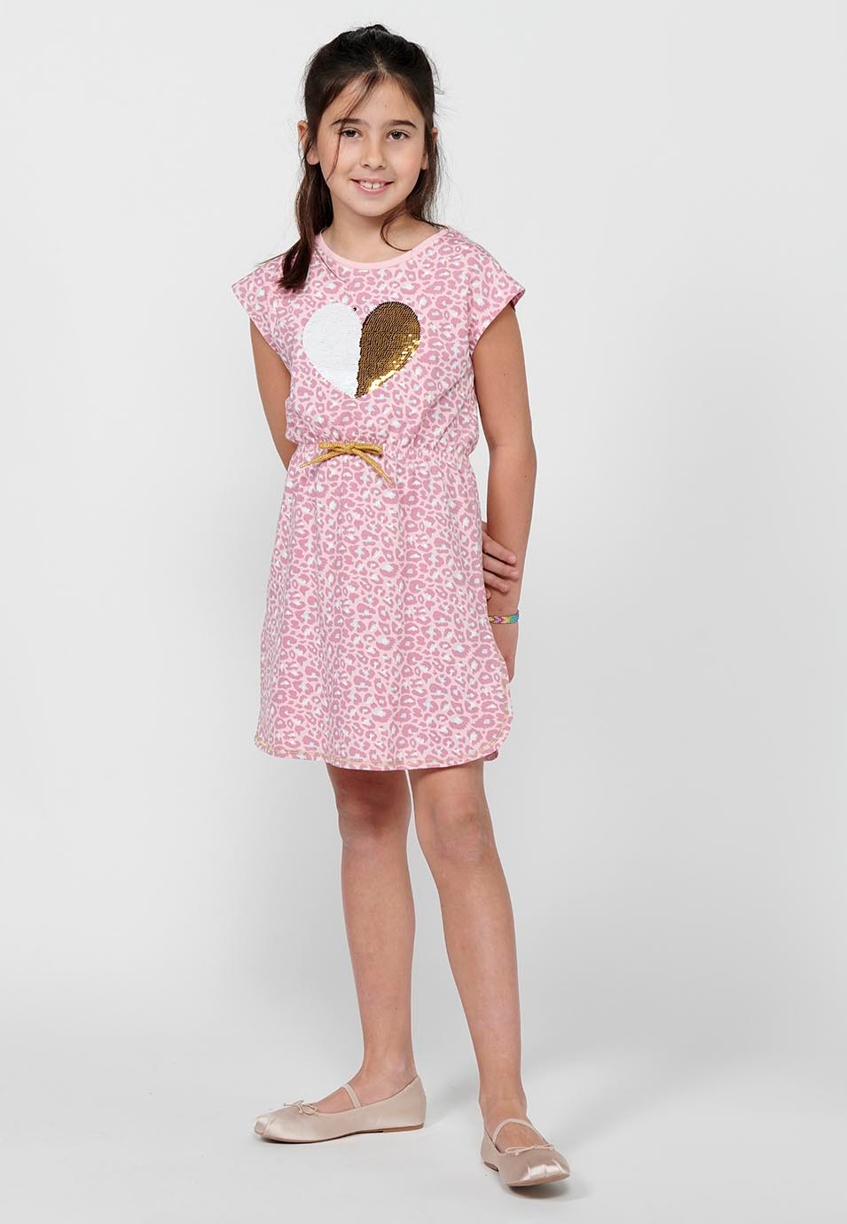 Girl's Pink Embossed Front Print Drawstring Waist Slim Round Neck Short Sleeve Dress