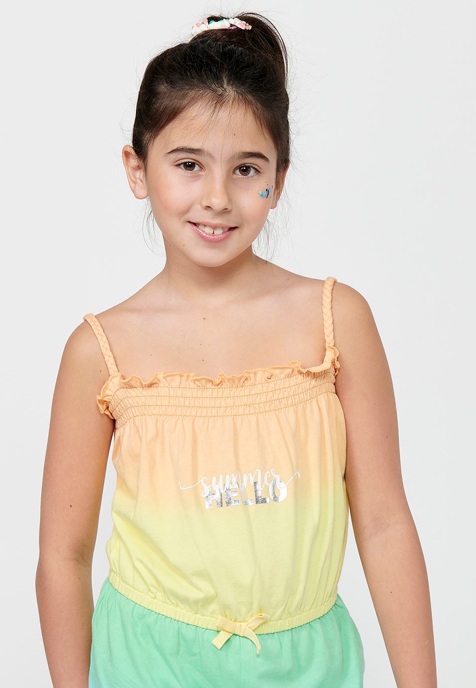 Robe combinaison à bretelles en coton avec imprimé sur le devant et ajustée à la taille avec bande élastique et tissu de couleurs dégradées multicolores pour fille 3