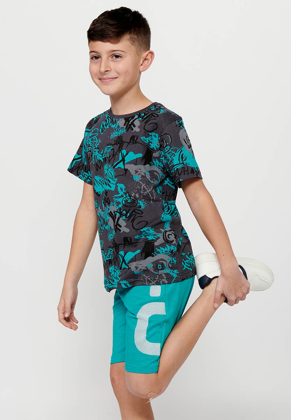 Pack de camiseta y pantalón corto la Camiseta de manga corta y estampada y el Pantalón corto con cintura engomada de Color Menta para Niño 6