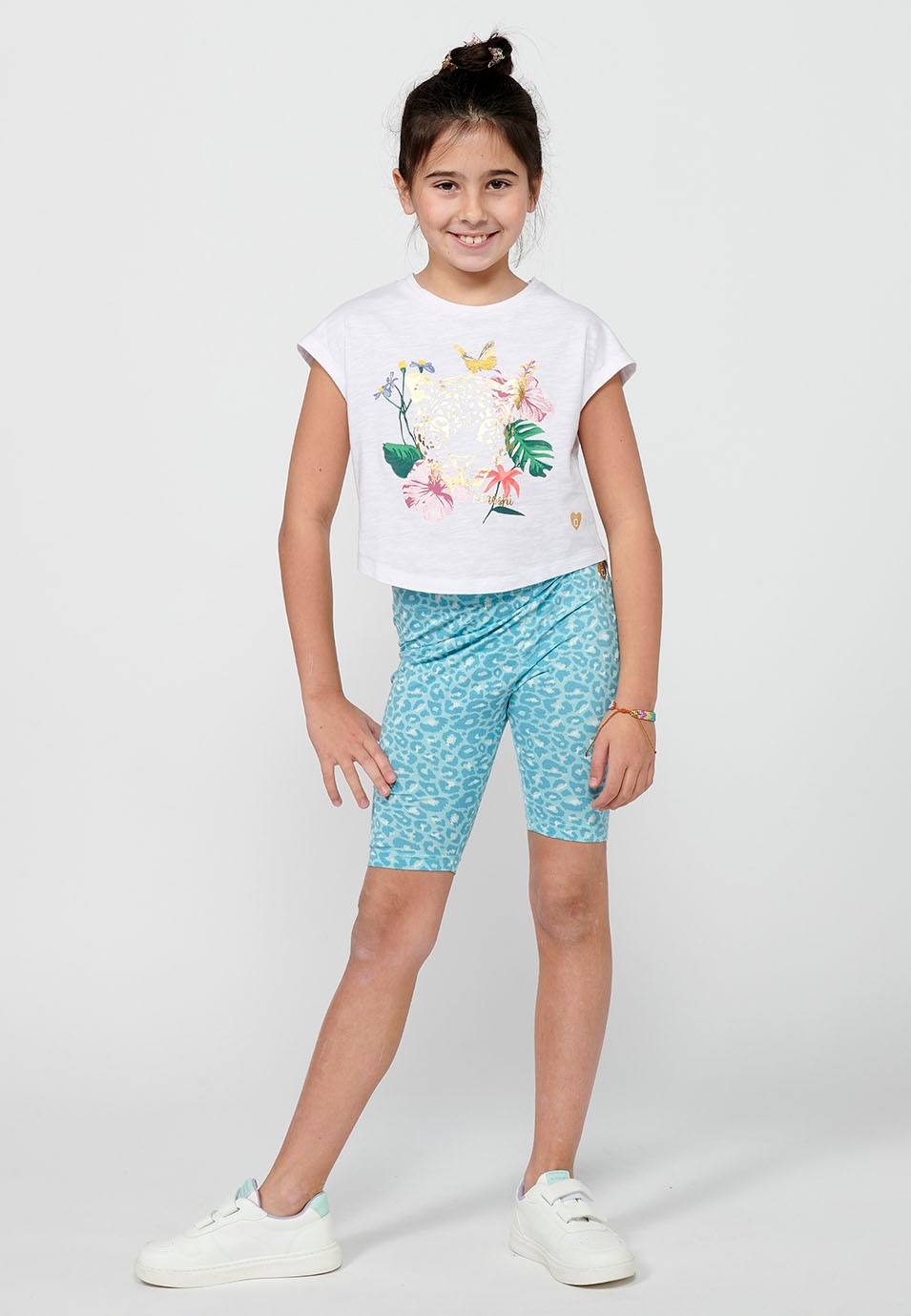 Pack de tres pantalones cortos Shorts con Estilo leggings y Uno de ellos con animal print con Cintura engomada de Color Multicolor para Niña 7