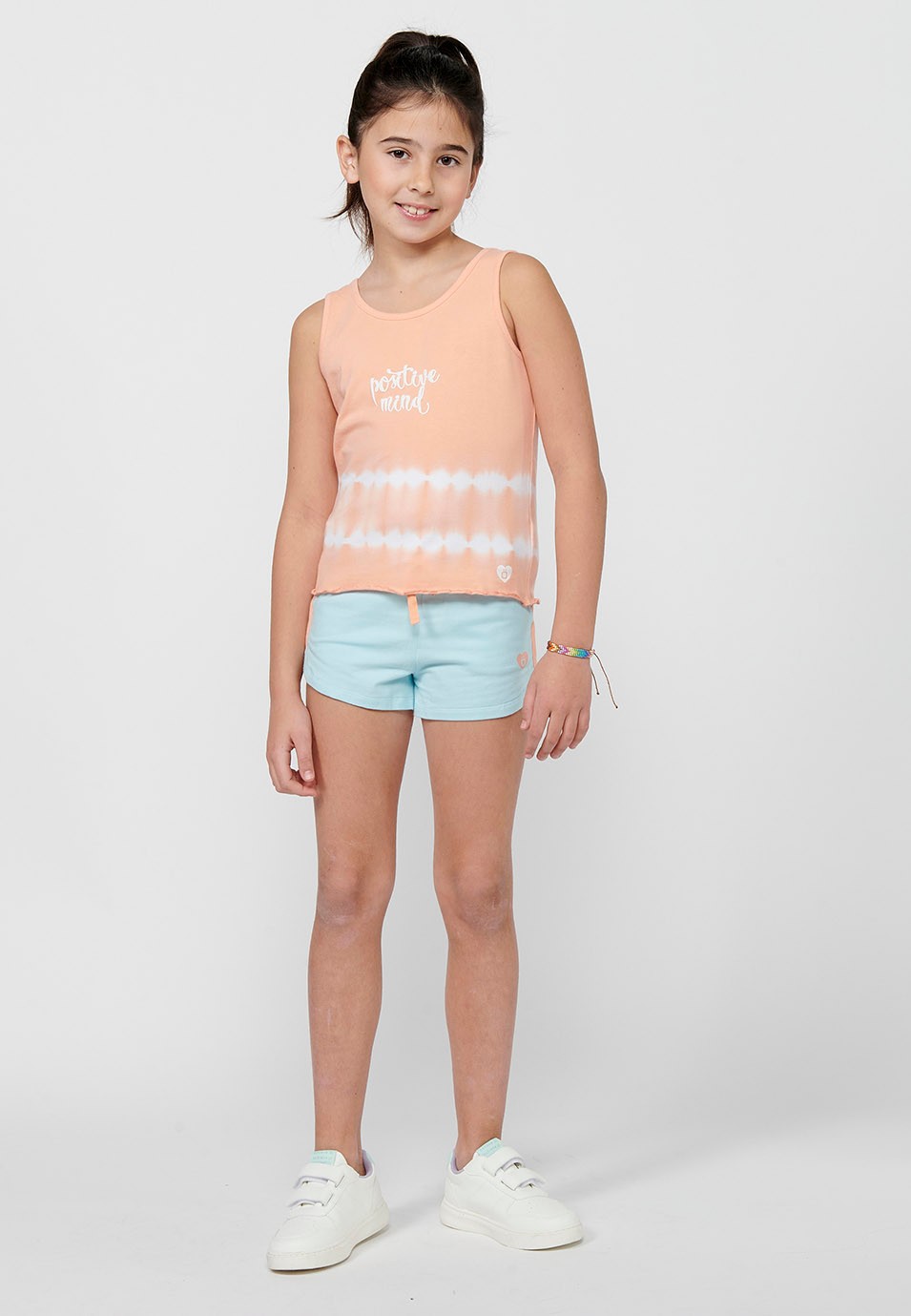 Pack de top y short la Camiseta de tirantes y Estampado delantero y Pantalón corto, ajustado en la cintura con goma de Color Multicolor para Niña 1