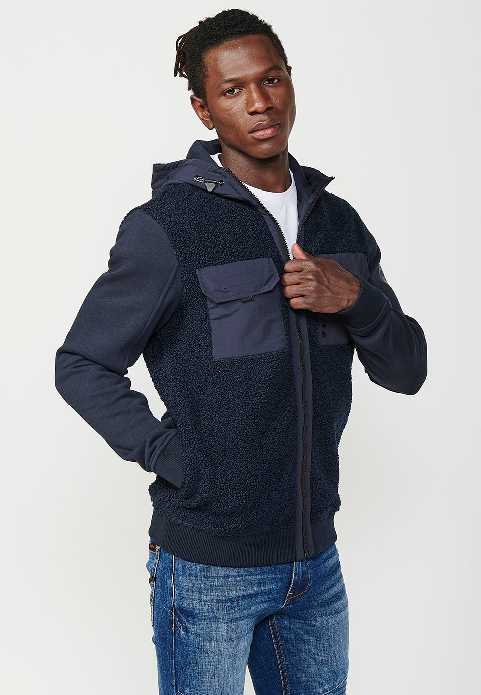 Chaqueta sudadera de manga larga con bolsillos delanteros y solapas para hombre de color navy