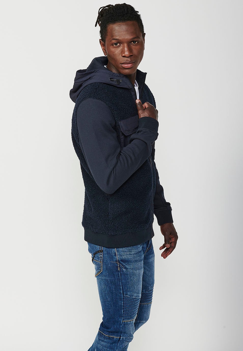 Chaqueta sudadera de manga larga con bolsillos delanteros y solapas para hombre de color navy