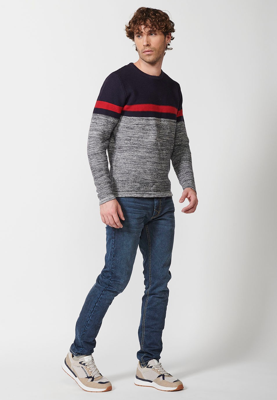 Jersey tricot de cuello redondo con franja en el pecho en tres colores para hombre de color navy