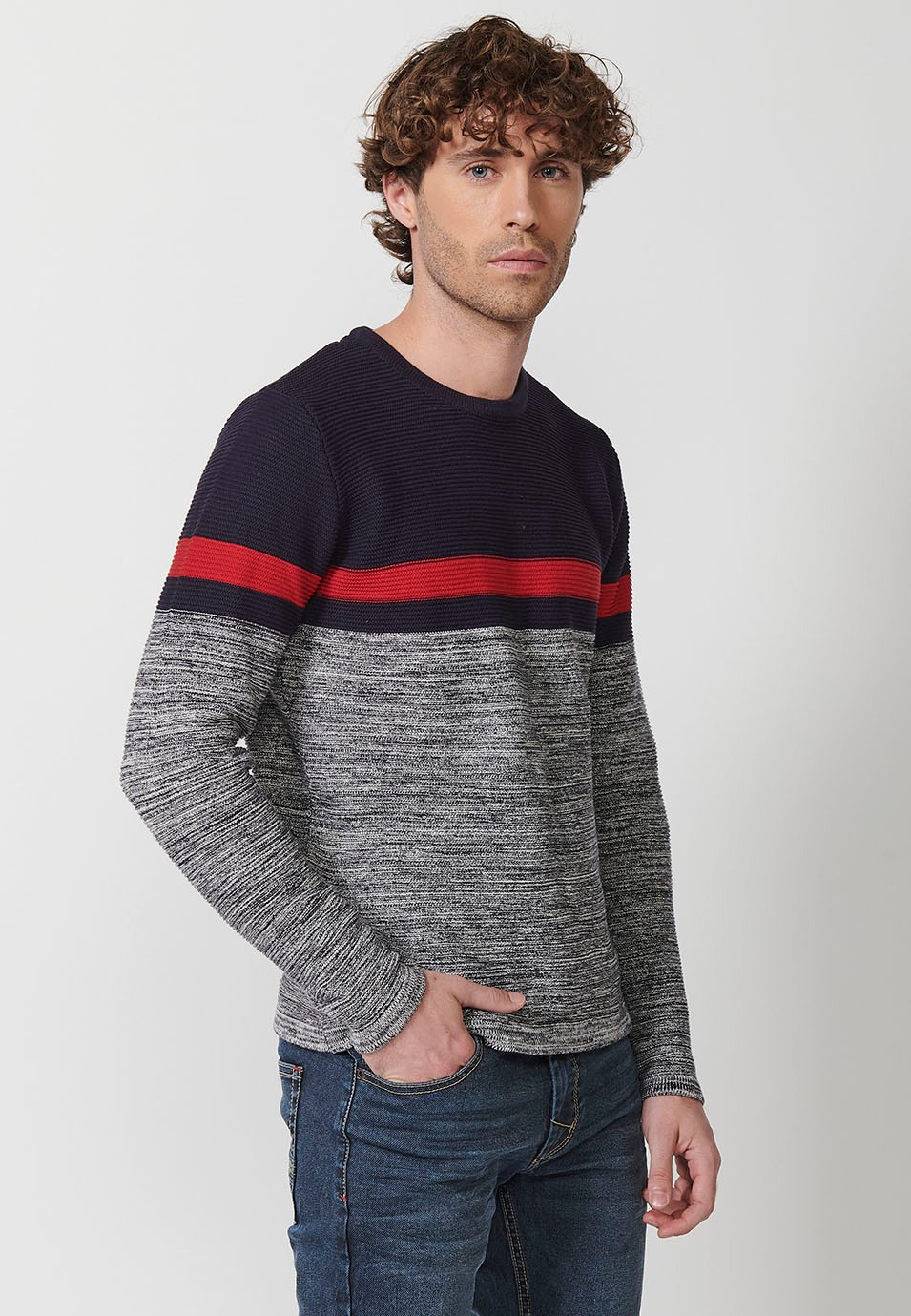 Jersey tricot de cuello redondo con franja en el pecho en tres colores para hombre de color navy 4