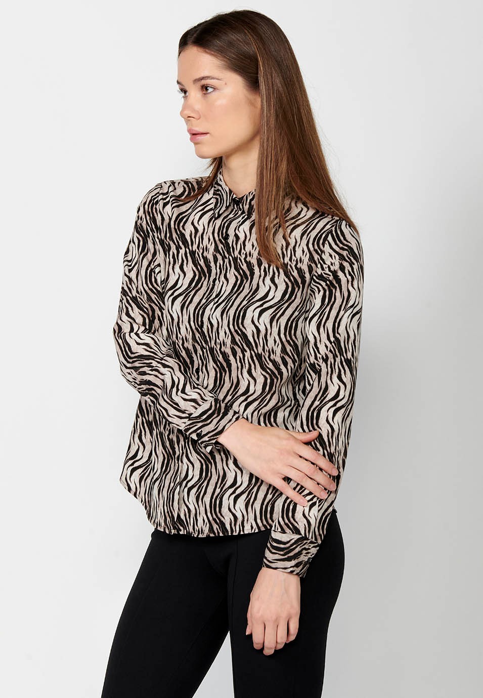 Blusa manga larga de cuello camisero y estampado cebra color Marrón para Mujer