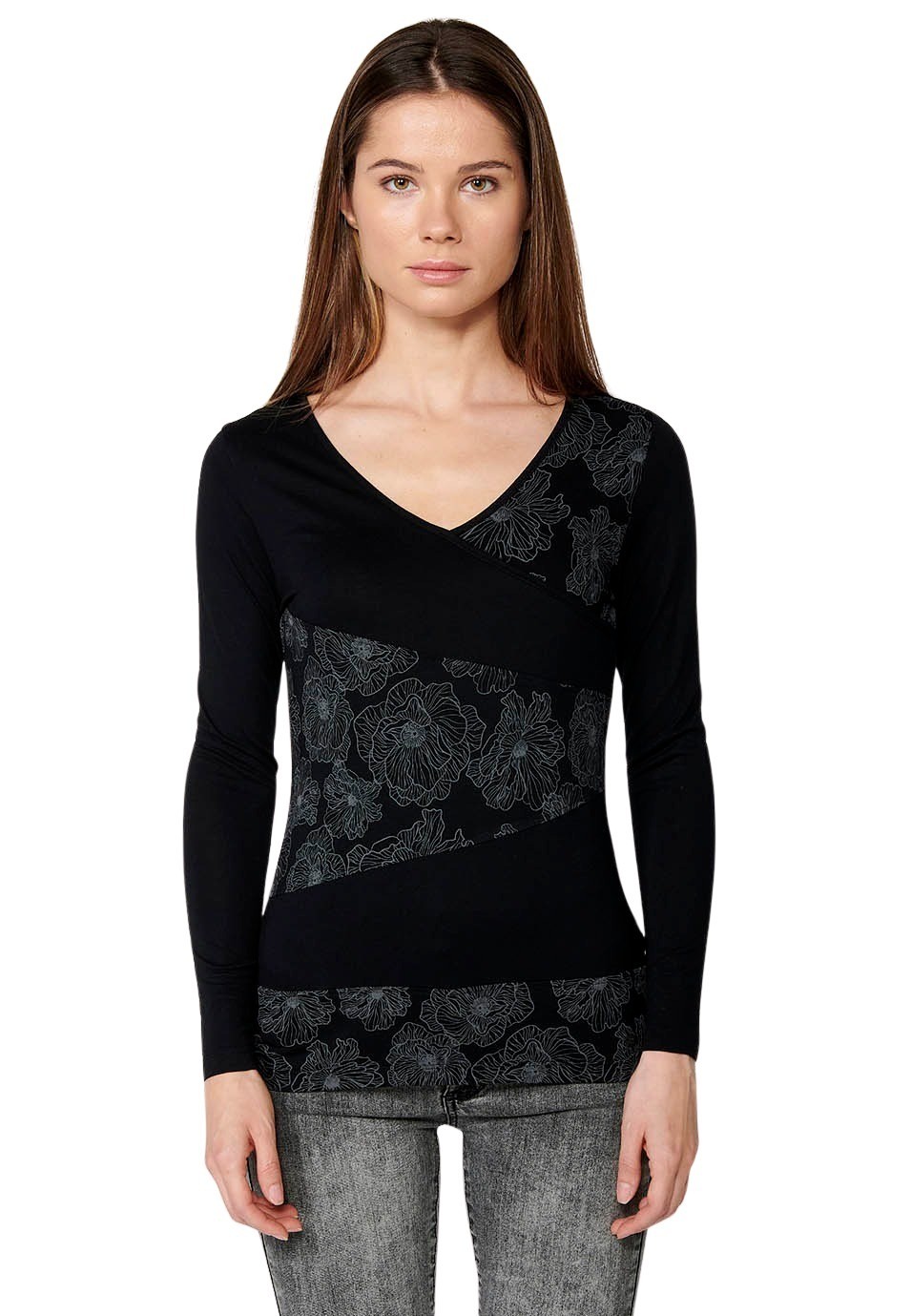 Women's Black Front Floral Print V Neck Long Sleeve T-shirt
