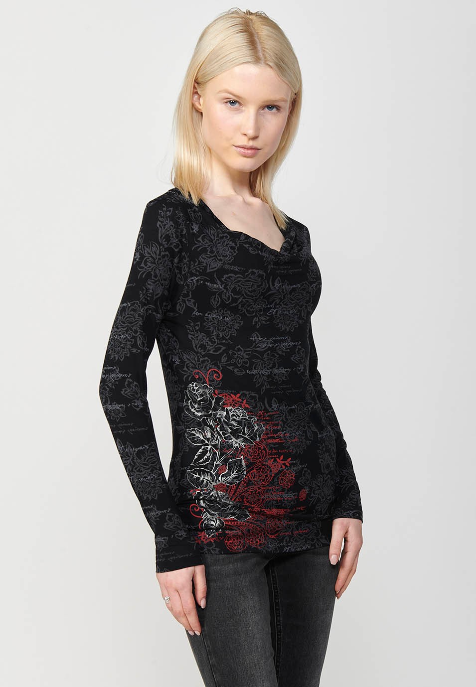 Women's Black Floral Print Boat Neck Long Sleeve T-Shirt