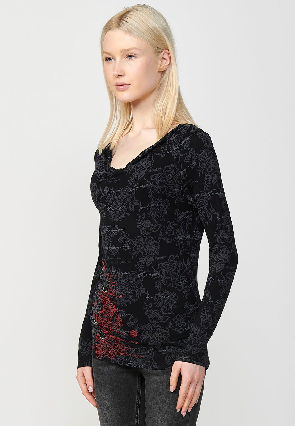 Women's Black Floral Print Boat Neck Long Sleeve T-Shirt
