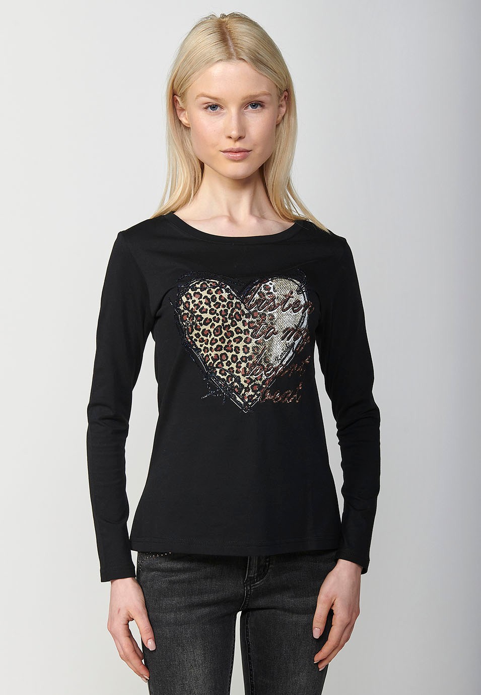Women's Long Sleeve Crew Neck Cotton T-Shirt with Animal Print Heart Print in Black