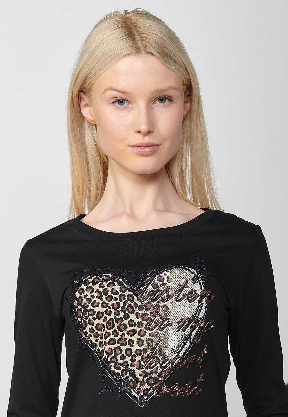 Women's Long Sleeve Crew Neck Cotton T-Shirt with Animal Print Heart Print in Black