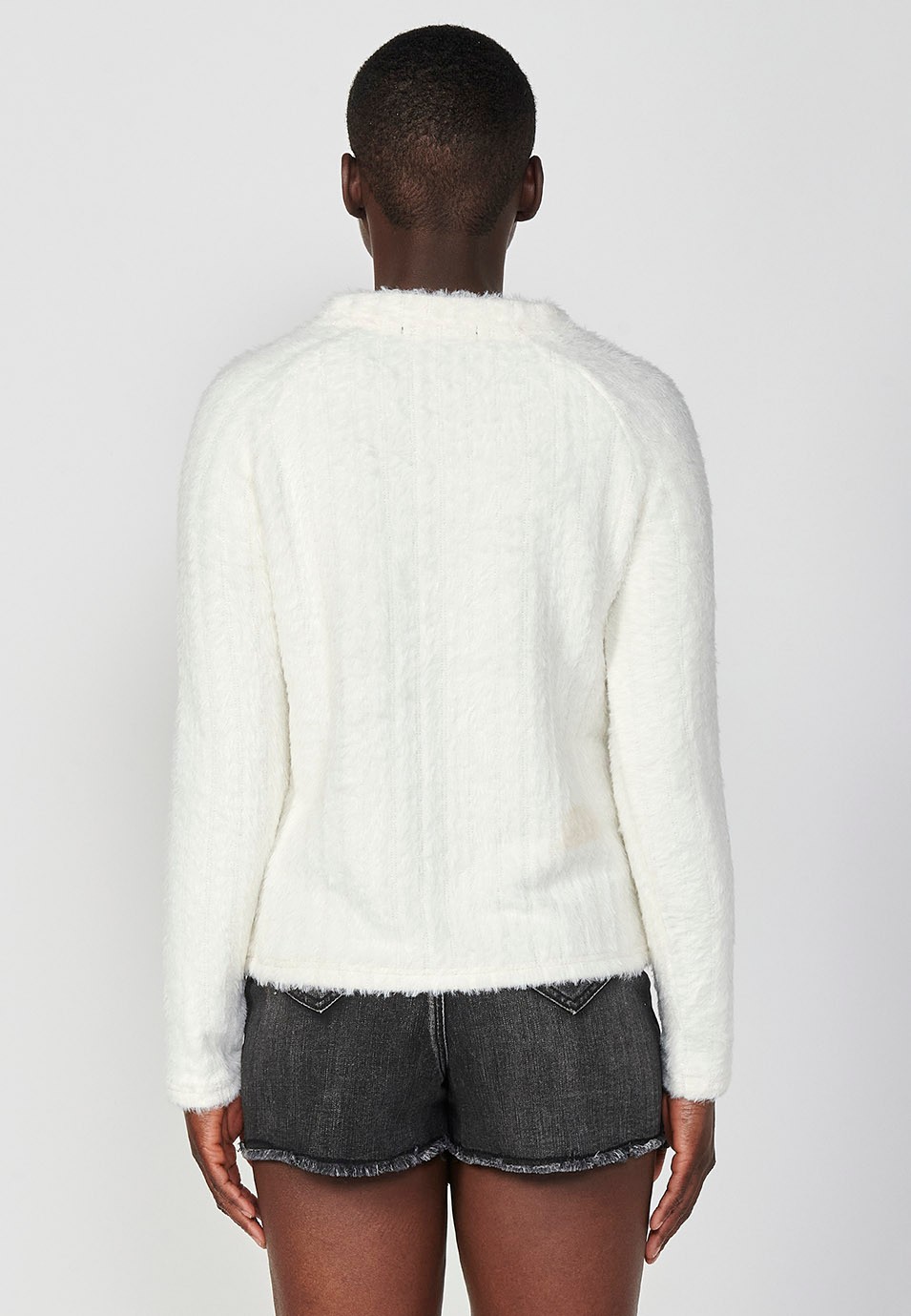 Jersei tricot de màniga llarga amb Coll bec i efecte pèl amb mini ratlles de lurex en color cru per a Dona