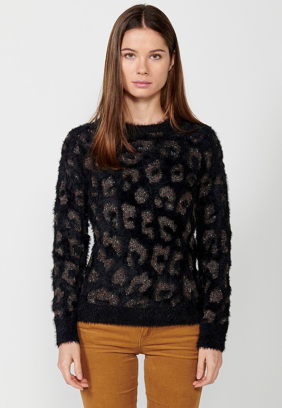 Women's Leopard Jacquard Crew Neck Long Sleeve Jumper in Black