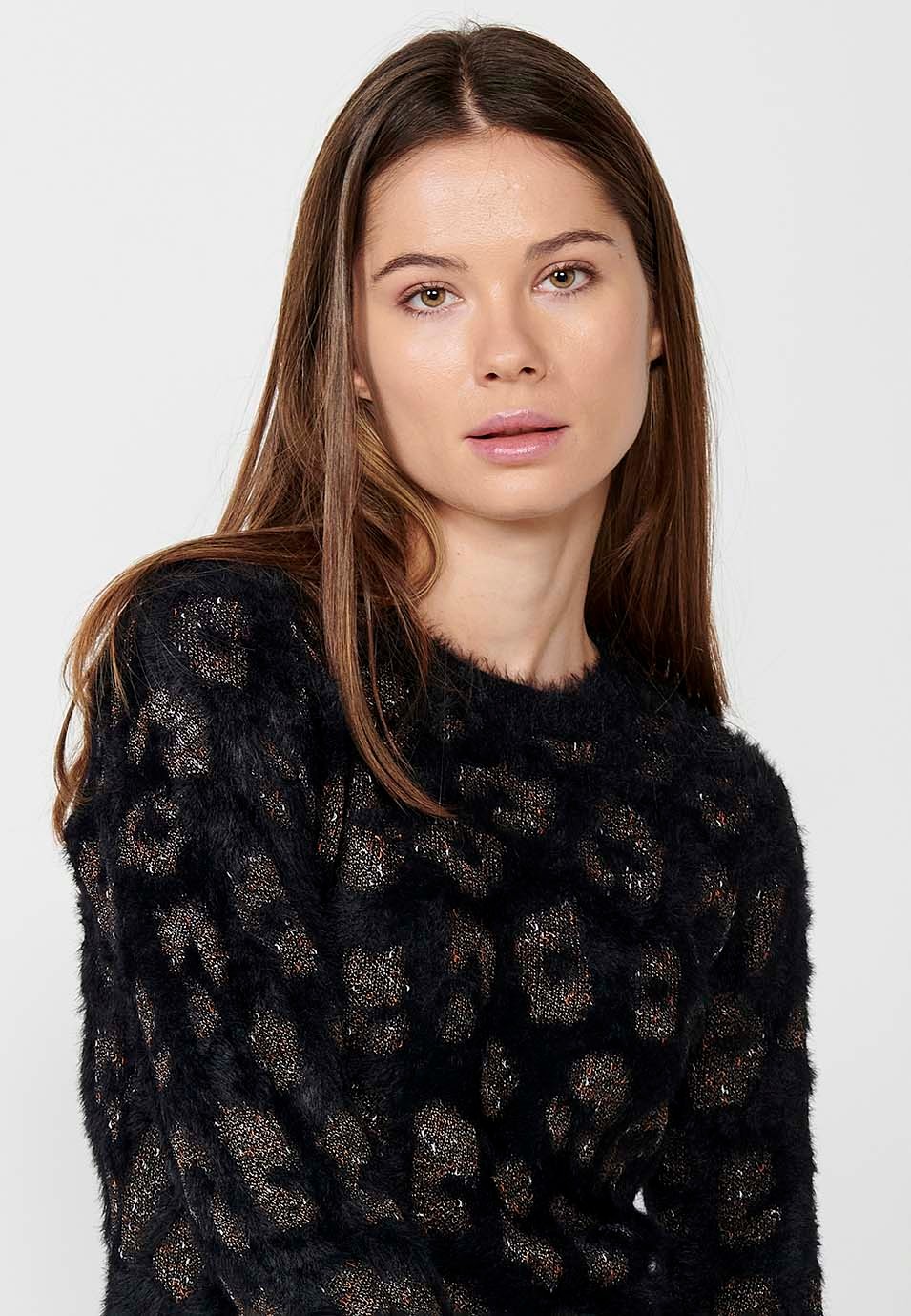 Women's Leopard Jacquard Crew Neck Long Sleeve Jumper in Black