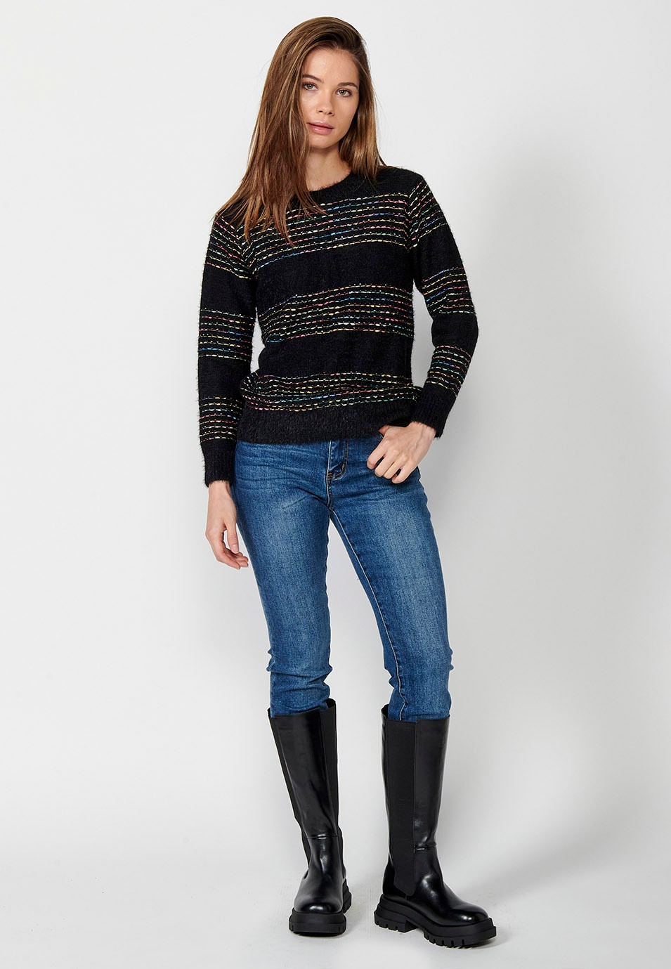 Langärmliger Pullover mit Rundhalsausschnitt, einfarbigen breiten Streifen und mehrfarbigen Streifen in Schwarz für Damen