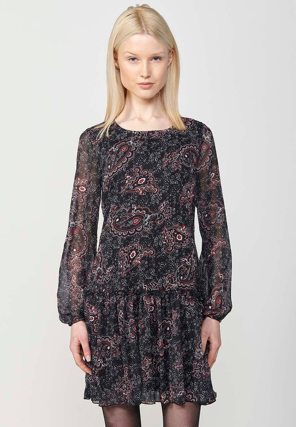 Vestido corto de manga larga con Cuello redondo y Estampado cashmere y volante en el bajo color Negro para Mujer