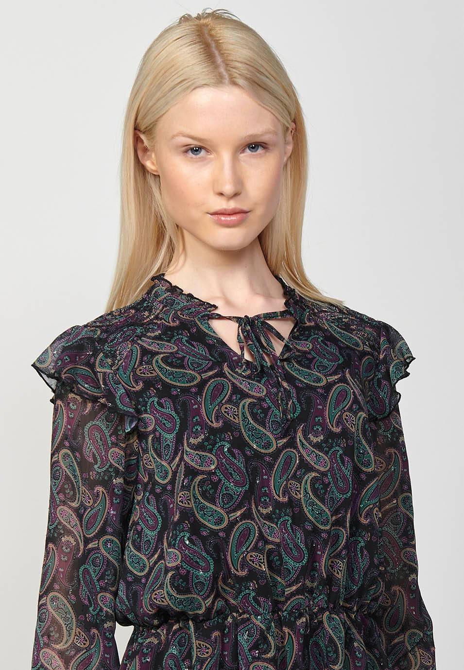 Vestido corto de manga larga con Cuello mao fruncido y Detalle de punto smock en el hombro con estampado de cashmere y toques de lurex color Multicolor para Mujer