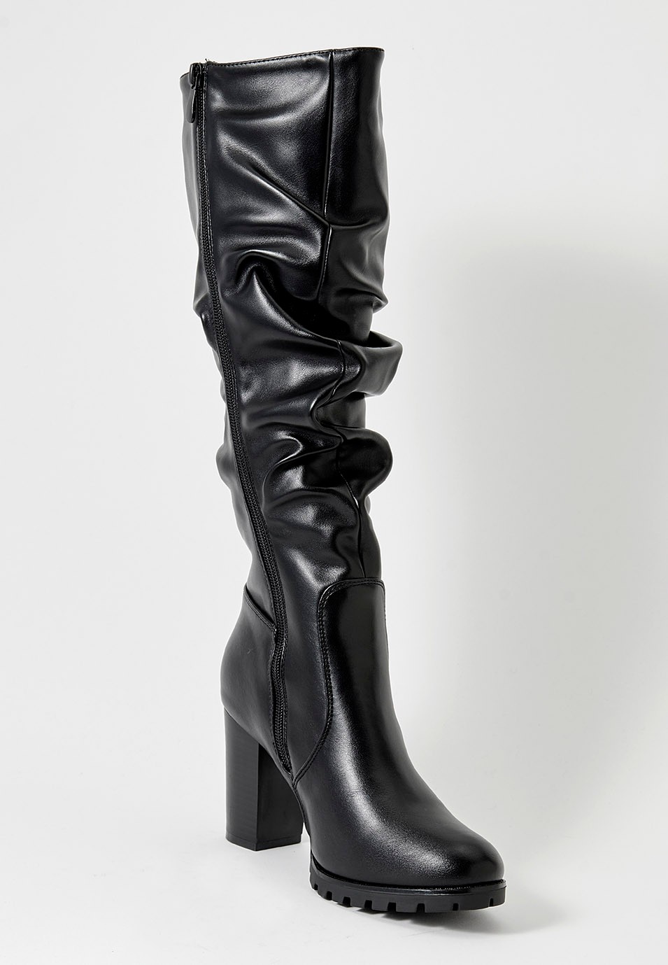 Bota alta de tacón para mujer de color negro