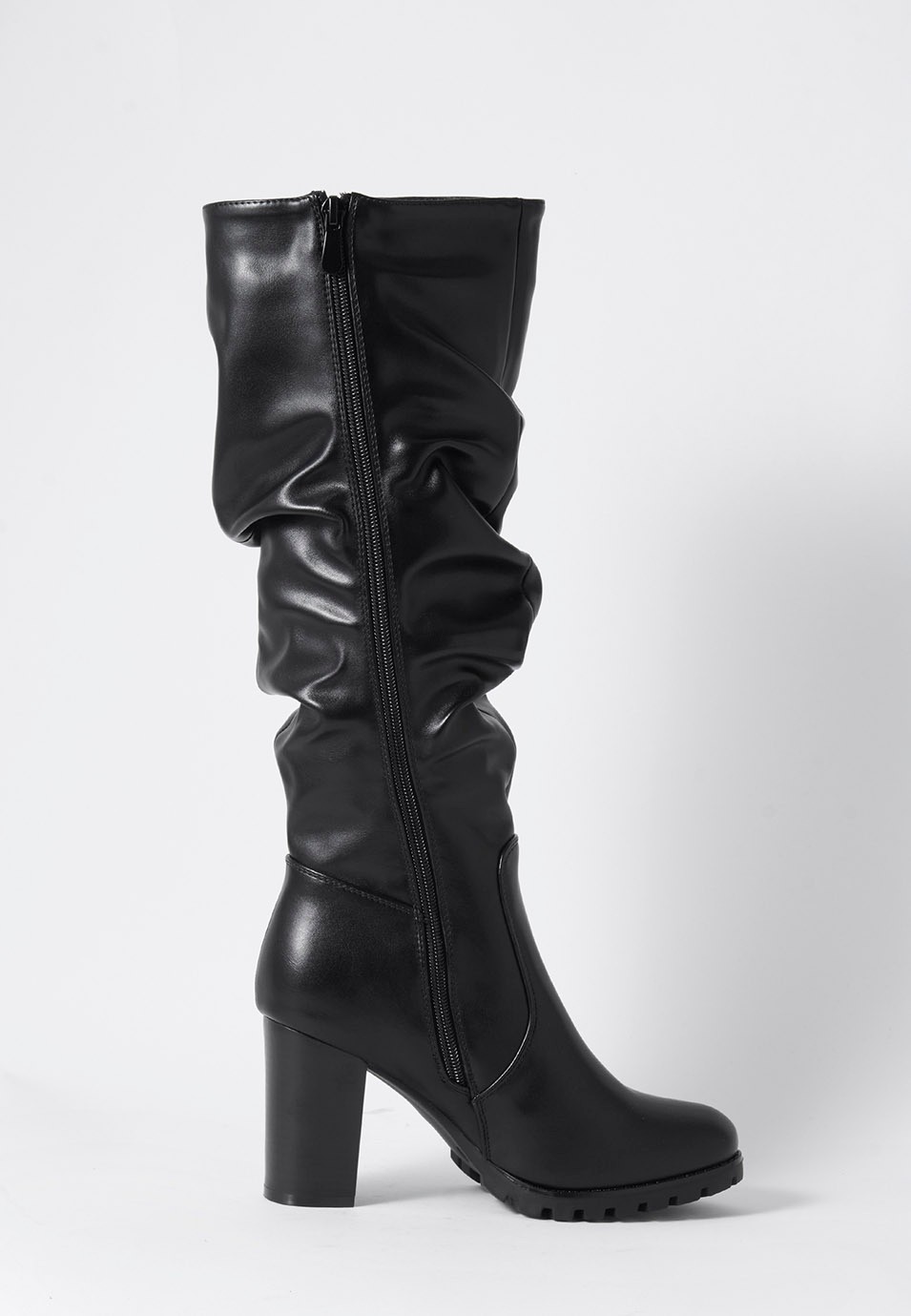 Bota alta de tacón para mujer de color negro