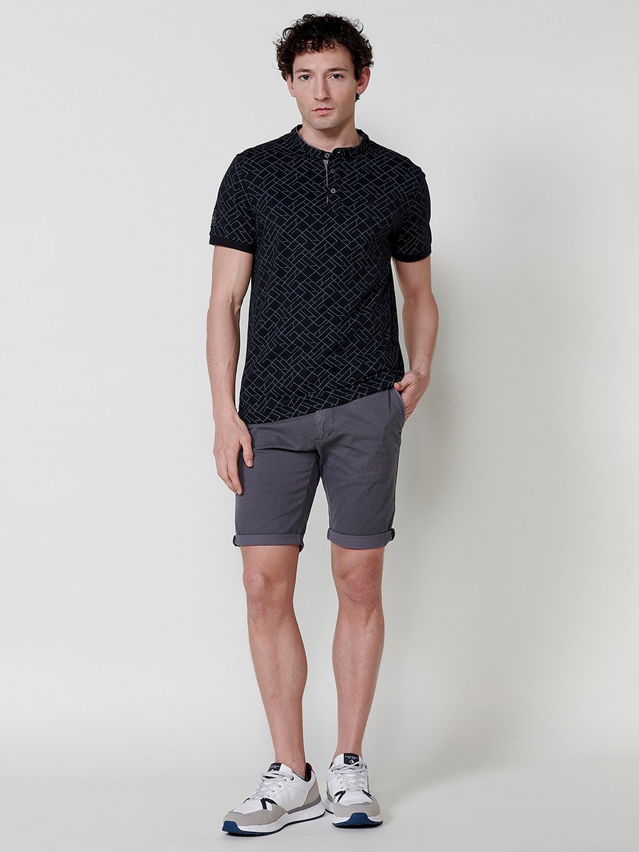 Polo de Manga Corta de Algodón. Cuello Redondo. Color Negro para Hombre 4