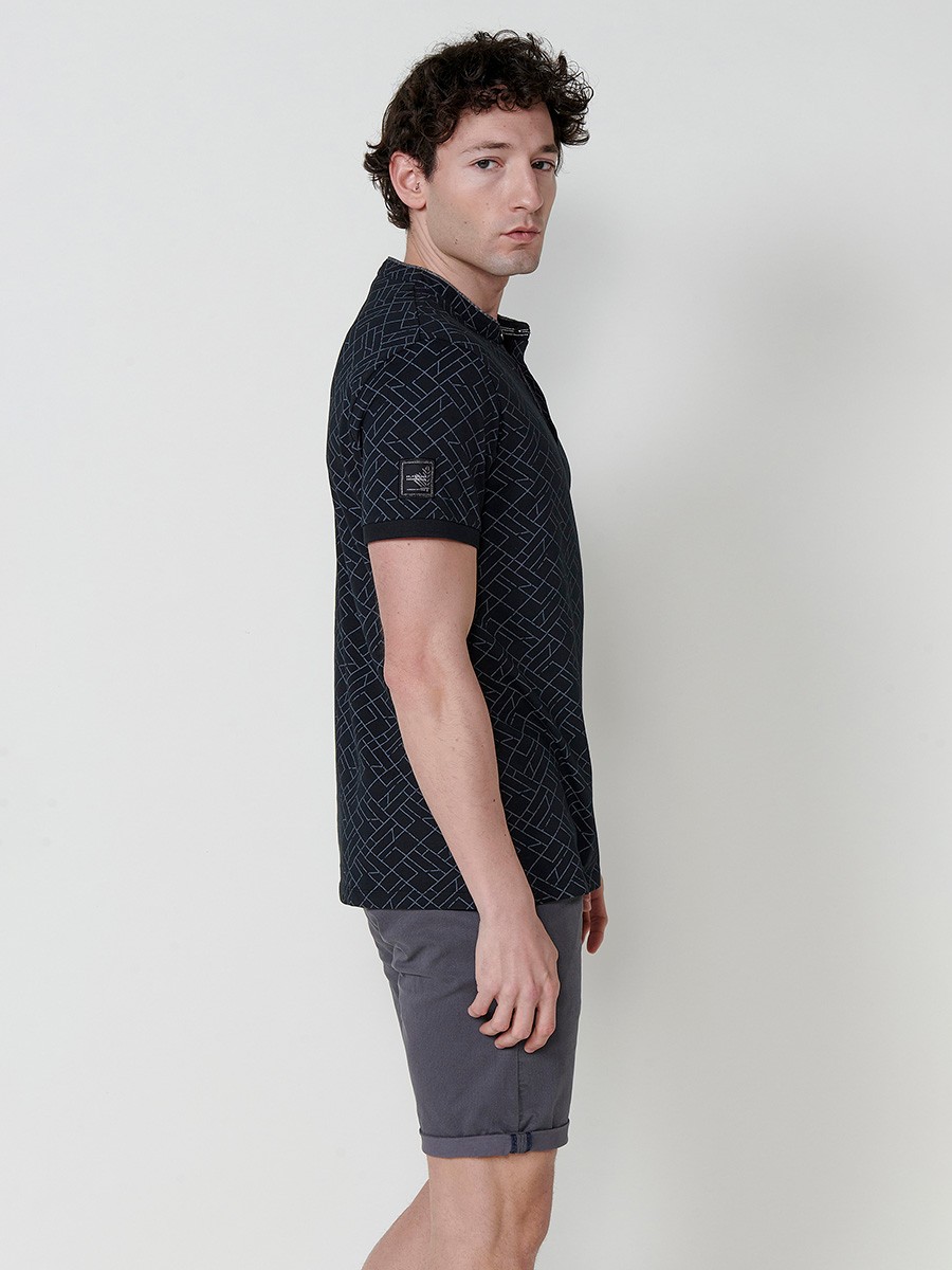 Polo de Manga Corta de Algodón. Cuello Redondo. Color Negro para Hombre 1