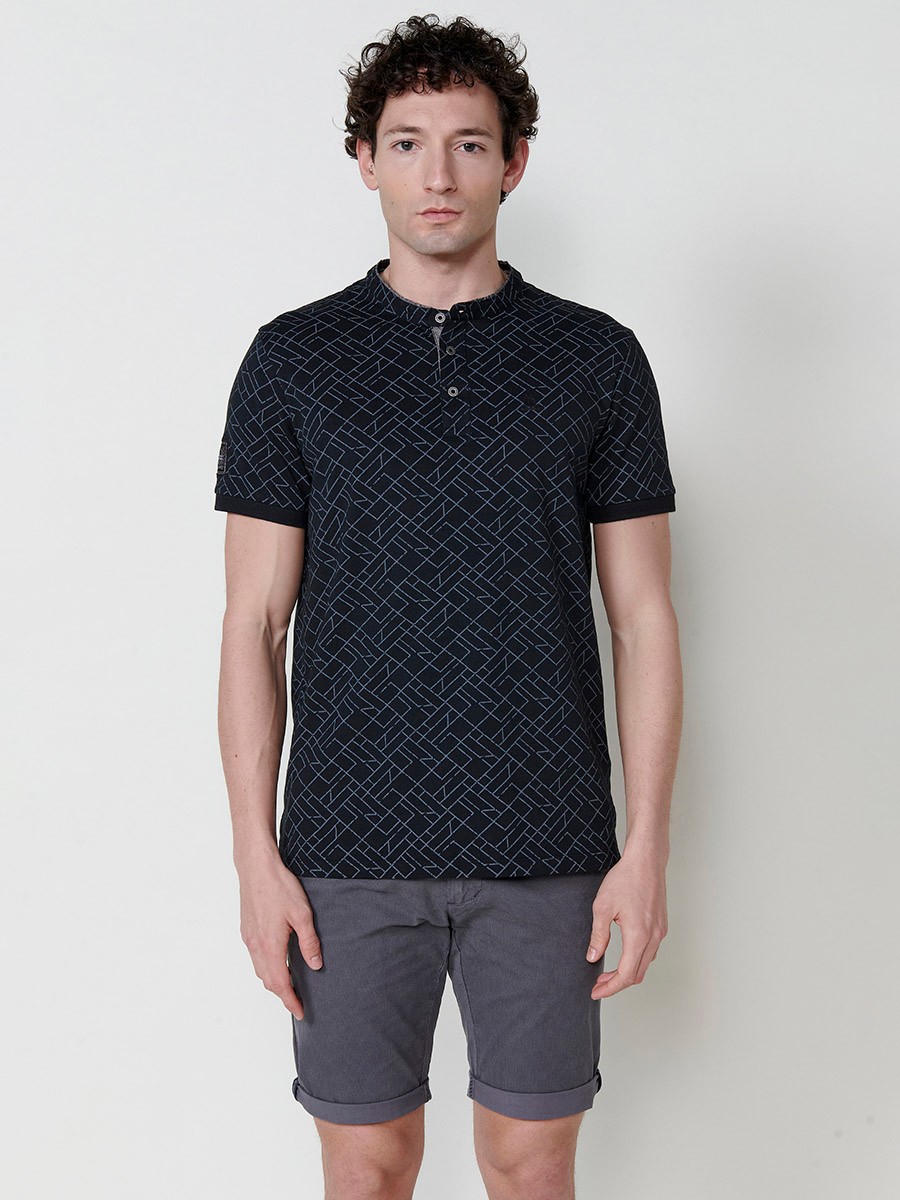Polo de Manga Corta de Algodón. Cuello Redondo. Color Negro para Hombre 6
