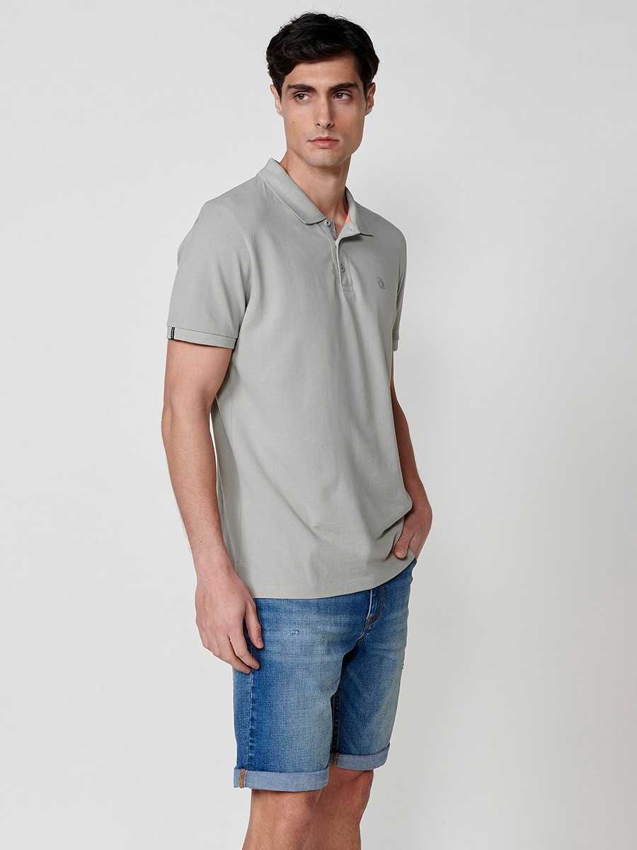 Herren-Poloshirt aus Baumwolle in Khaki mit Hemdkragen 7