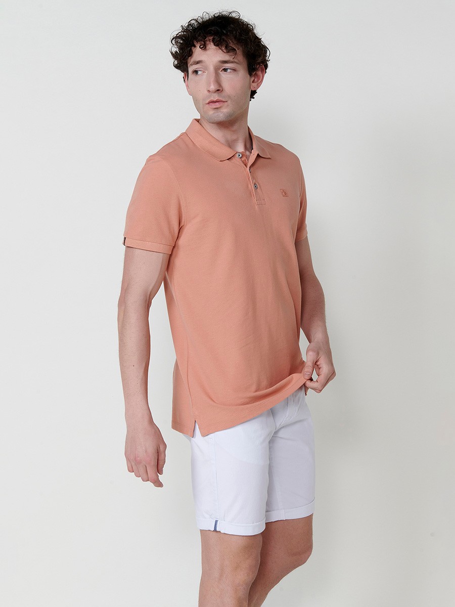 Herren-Poloshirt aus Baumwolle in Orange mit Hemdkragen