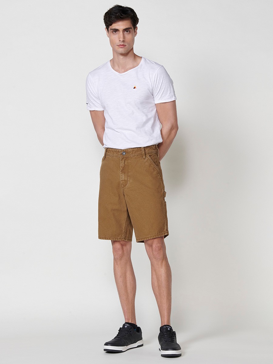 Bermuda Carpenter en Canvas de Algodón con Efecto Lavado. Relaxed Fit. Color Tostado para Hombre