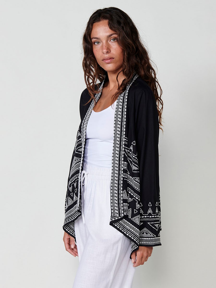 Kimono Abierto de Popelín con Bordado de Cenefa en Negro para Mujer – 100% Poliéster 6